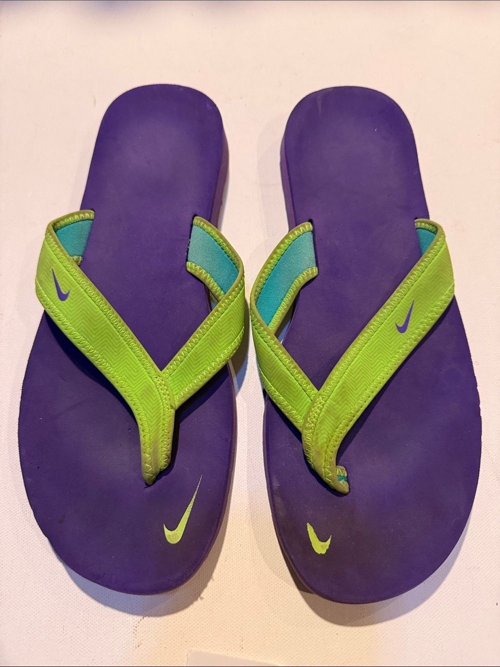 Nike Purple Footbed with Lime Green Straps Thong Sandals